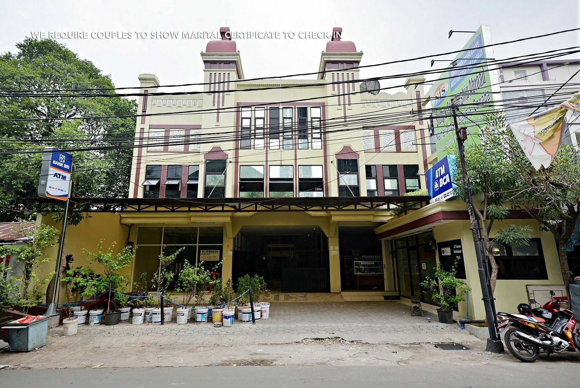 Zen Rooms Kuningan Syariah Jakarta Exteriér fotografie